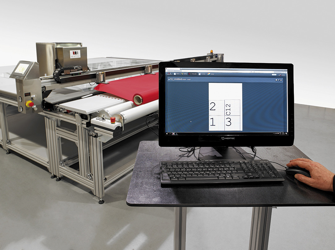 Instalacja plotera X-Y do cięcia tkanin M1-Ultimate